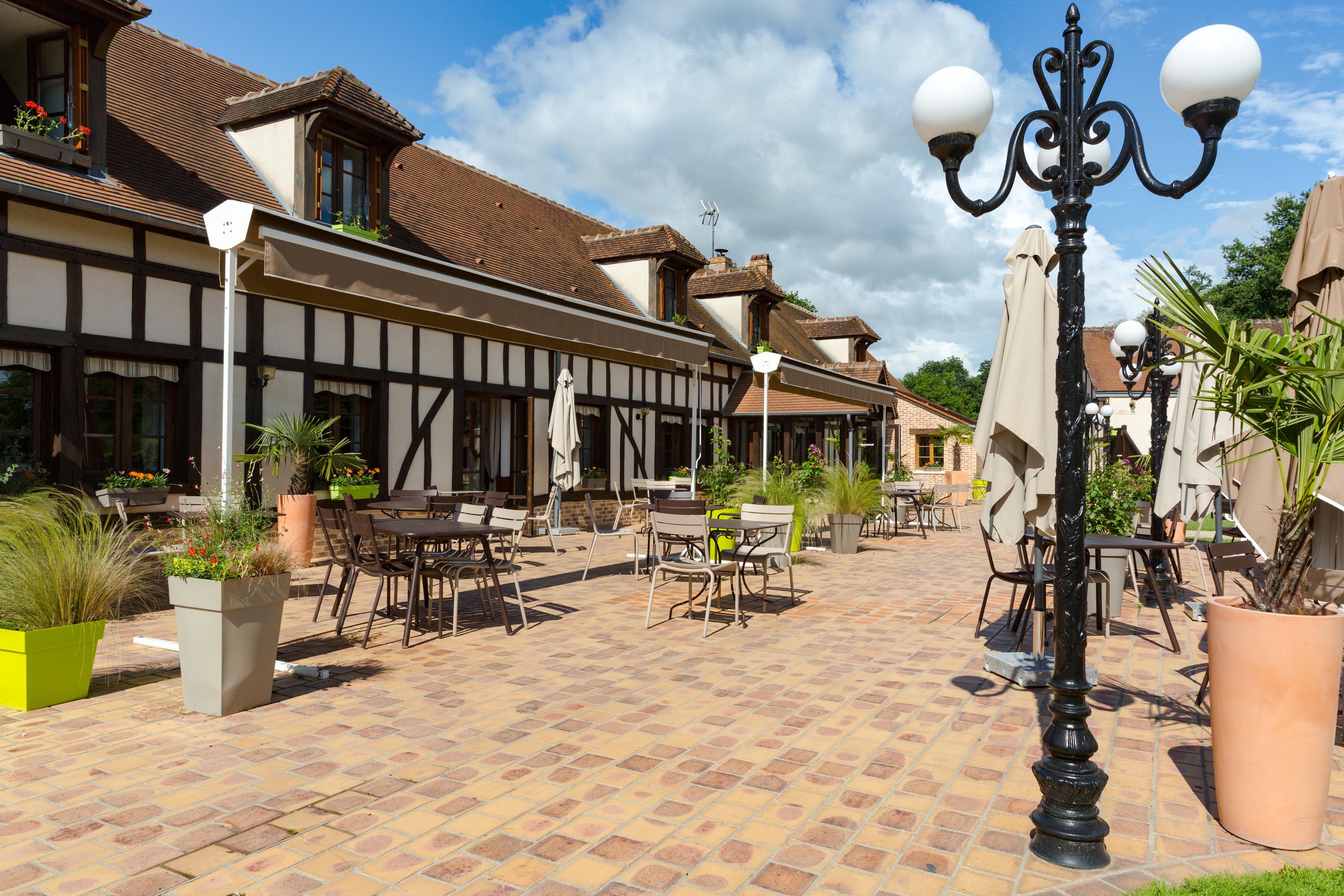 L'Oree Des Chenes, The Originals Relais ลาแฟร์เต-แซงโตแบ็ง ภายนอก รูปภาพ